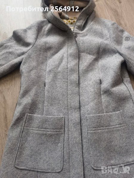 продавам дамска есенно зимно палто на  bugatti, снимка 1