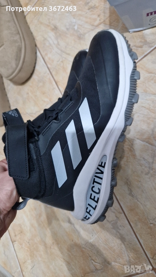 обувки зимни адидас, снимка 1