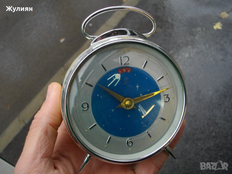 КОЛЕКЦИОНЕРСКИ БУДИЛНИК СПЪТНИК, снимка 1