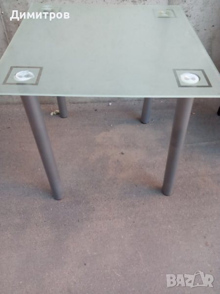 Маса, снимка 1