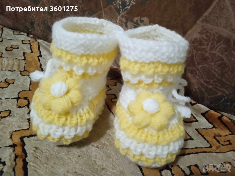 Терлички бебешки с цветчета в свежо жълто и бяло, снимка 1