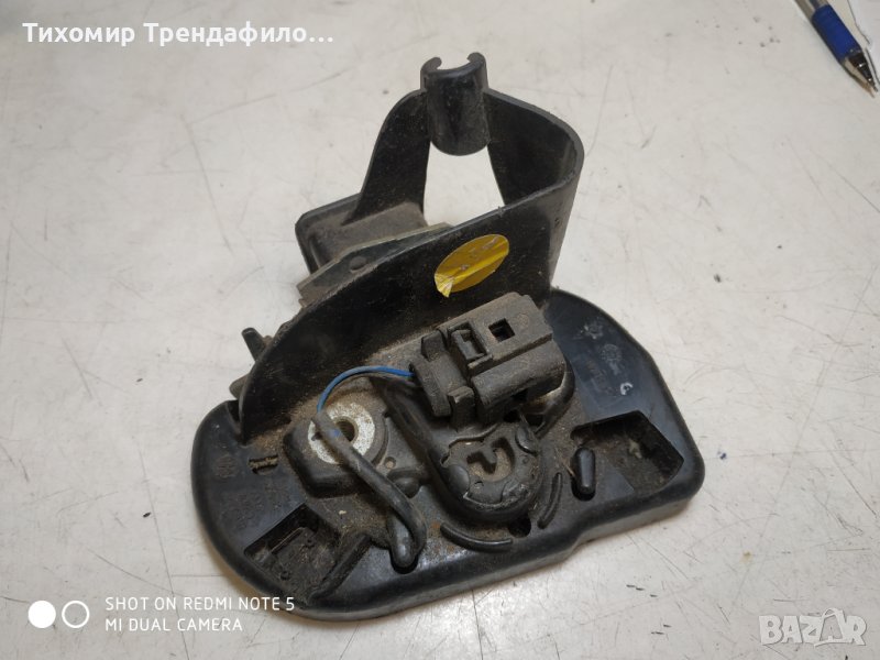 Брава,задна дясна брава фолксваген кади 2K5843604 VW Caddy 2012 Sliding Door Lock Rear Right, 2K5 84, снимка 1