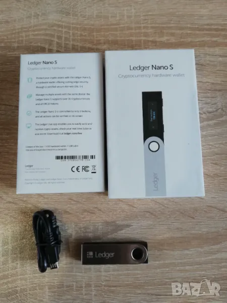 Ledger Nano S hardware crypto wallet, снимка 1