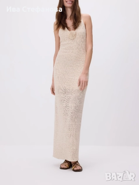 Нова дълга  елегантна плетена фабрично плетиво елегантна рокля 3Д 3D цвете роза екрю цвят бежова , снимка 1