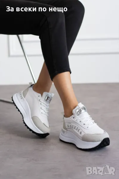 Дамски маратонки Guess Код A23, снимка 1