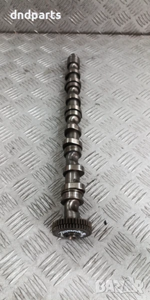 Разпределителен вал Audi A4 B8 2.0TDI 143hp 2010г.	, снимка 1