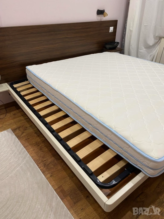 Спалня с нов матрак и подматрачна рамка, снимка 1