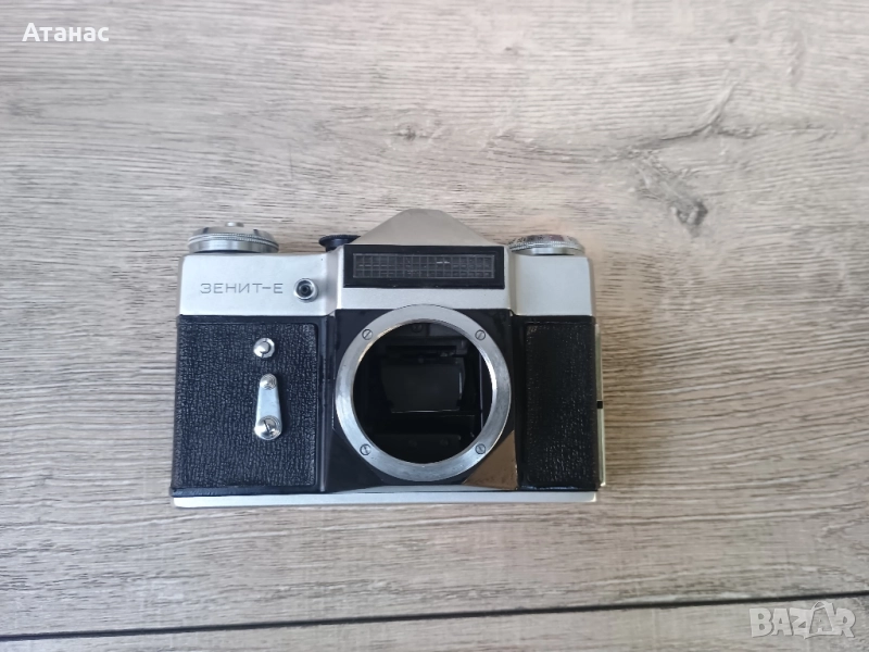 Фотоапарат Зенит Е, снимка 1