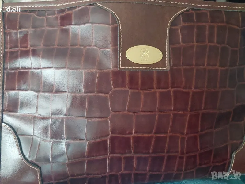 AIGNER Original Голям несесер 34/22/11 см., снимка 1