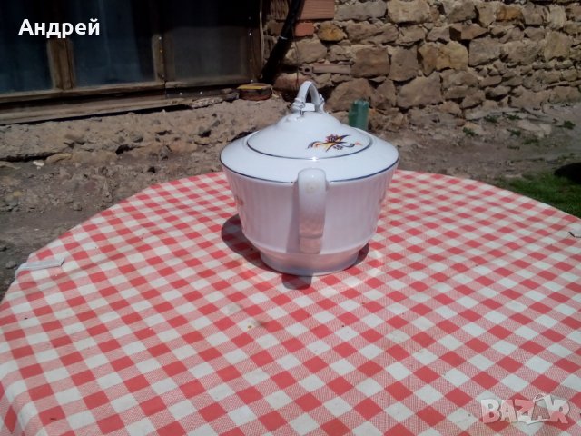 Порцеланов чайник #2, снимка 2 - Антикварни и старинни предмети - 28607792