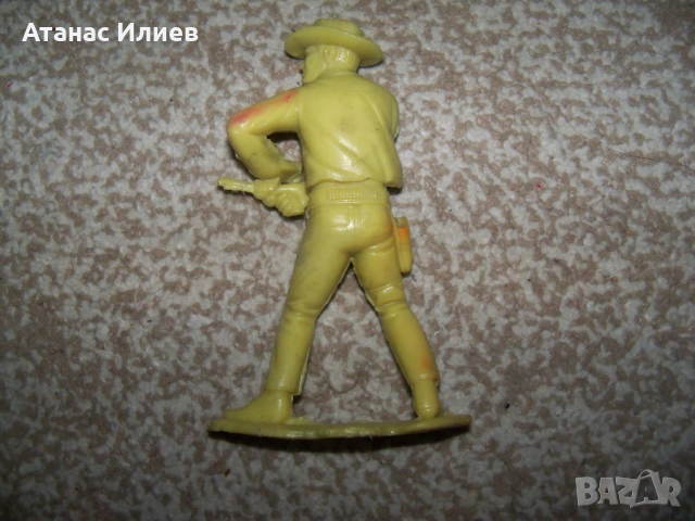 Голям пластмасов войник, каубой соц играчка. Височина 13 см., снимка 6 - Фигурки - 51962317
