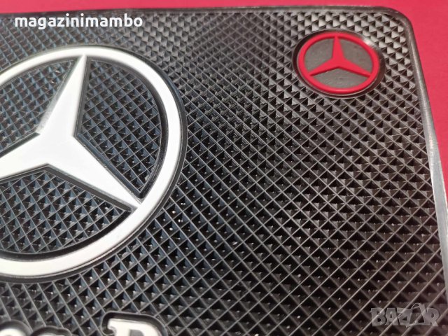 Mercedes-Benz Anti Slip mat подложка, снимка 2 - Аксесоари и консумативи - 44027654