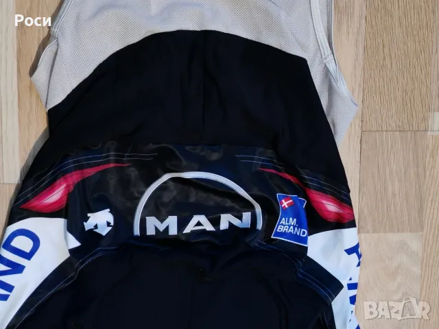 К-т колоездач. клинове DESCENTE М/Л, снимка 10 - Спортна екипировка - 48788878