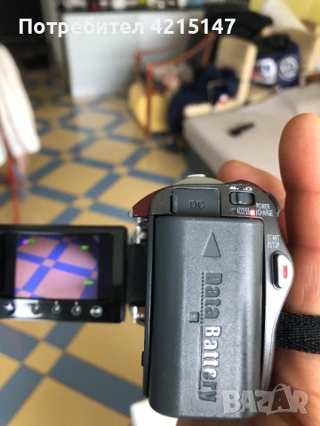 JVC Everio GZ-MG330 Hybrid Camcorder-Дигитална камера-30GB твърд диск, снимка 13 - Камери - 53424208