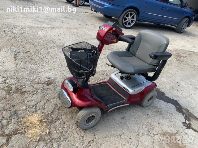 скутер за трудноподвижни хора 