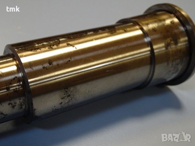 вертикален шпиндел за фреза стандарт МК5, снимка 4 - Резервни части за машини - 40134877