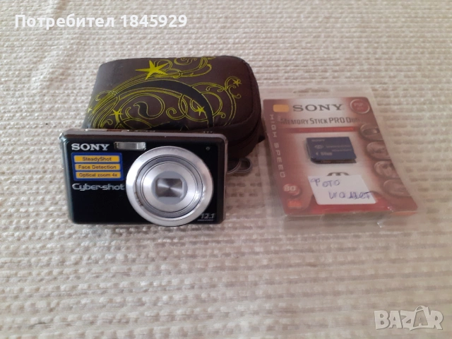 Фотоапарат  SONY 12.1 с аксесоари, снимка 5 - Фотоапарати - 53558596
