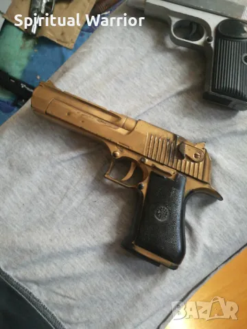 Метален, Златист Еърсофт пистолет Desert Eagle! 6mm caliber , снимка 1