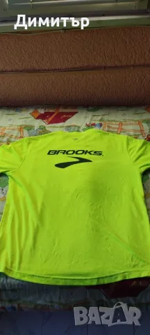 Brooks, снимка 3 - Тениски - 48624566