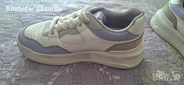 Продават се обувки KARL LAGERFELD!!, снимка 2 - Детски обувки - 51157170