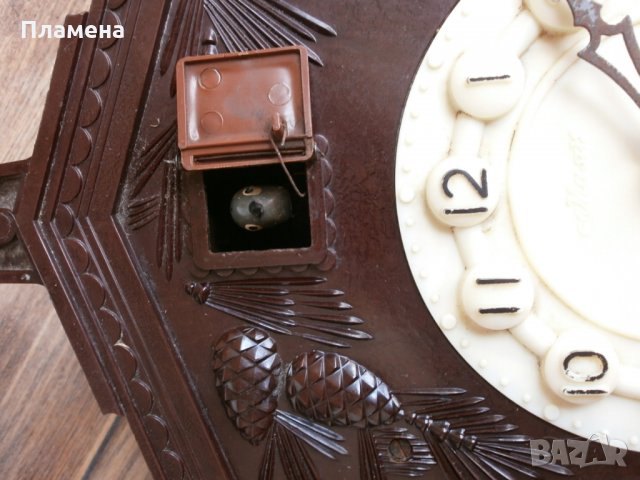 СССР Ретро часовник с кукувичка Маяк за стена, снимка 3 - Антикварни и старинни предмети - 32575572