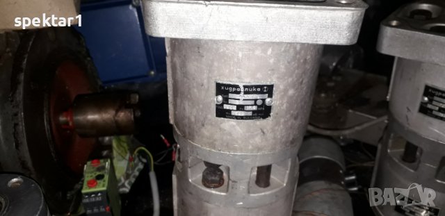 Двойна хидравлична помпа българска A54x1