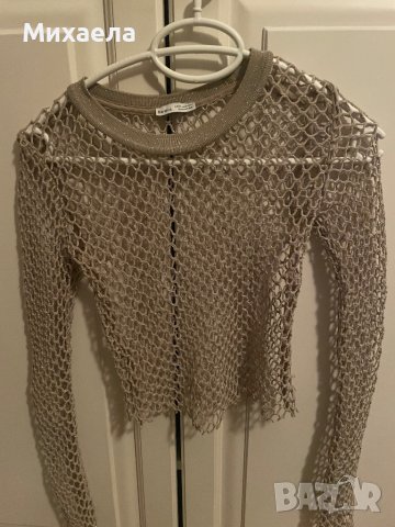 Top/Блуза Bershka, снимка 2 - Блузи с дълъг ръкав и пуловери - 43356192