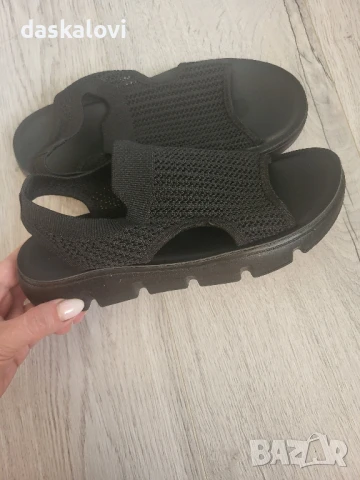 новиплетени сандали размер 37 отговарят на 36.5