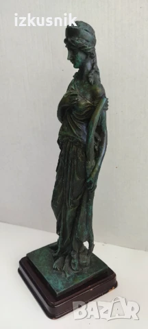 Старинна италианска статуетка Артемида, снимка 3 - Антикварни и старинни предмети - 50794818