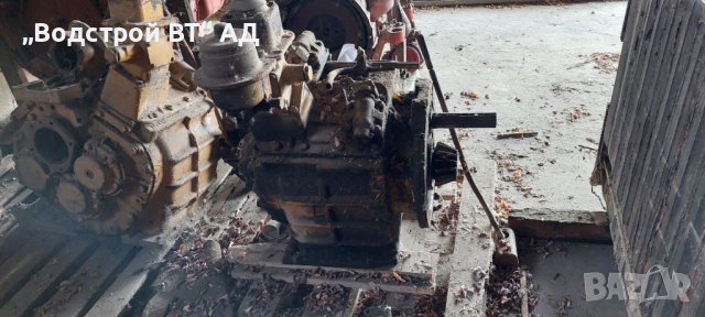 Продават се скоростни кутии за булдозер Т130