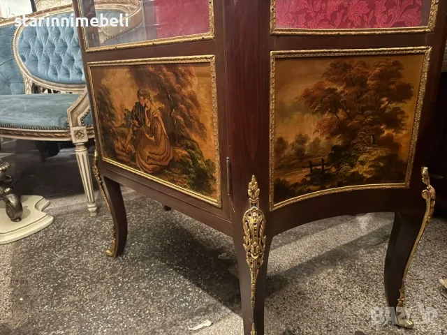 Изящна антикварна витрина , снимка 10 - Секции и витрини - 50076773