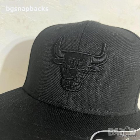 Chicago Bulls snapback шапка с права козирка чикаго булс new era, снимка 2 - Шапки - 43338631