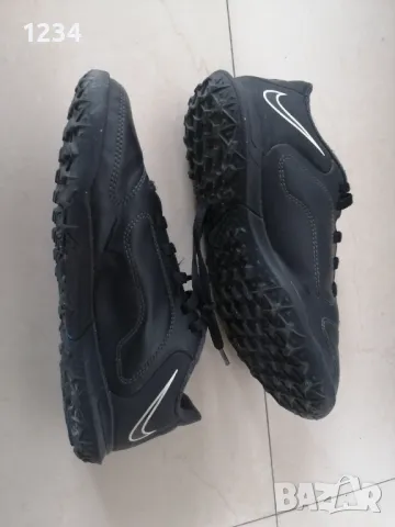 Детски спортни обувки NIKE n. 33 , снимка 2 - Детски маратонки - 49615039