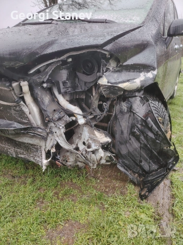 Продавам Honda Fr-v 2.0 Хонда фрв, снимка 2 - Автомобили и джипове - 52977222