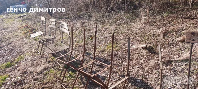 стари сгъваеми железни столове 13 бр, снимка 5 - Антикварни и старинни предмети - 48550996