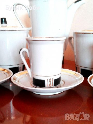 Съветски порцеланов сервиз, снимка 3 - Антикварни и старинни предмети - 36772467