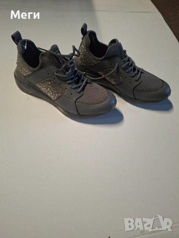 Дамски маратонки Steve Madden, снимка 3 - Маратонки - 53443704