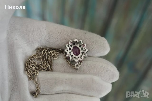 Сребърен медальон с рубини, сапфири и смарагди. Германия 1960-70г., снимка 2 - Колиета, медальони, синджири - 43438249