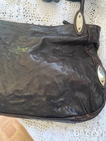 Дамска чанта, снимка 2 - Чанти - 53589456