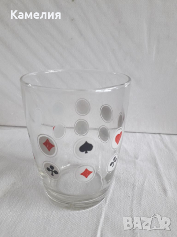 Стъклена чаша за картоиграчи