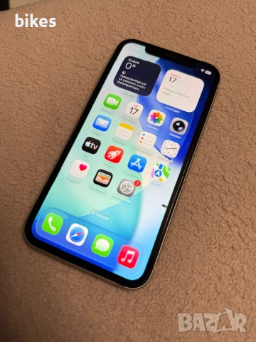 iPhone 11 white 64gb