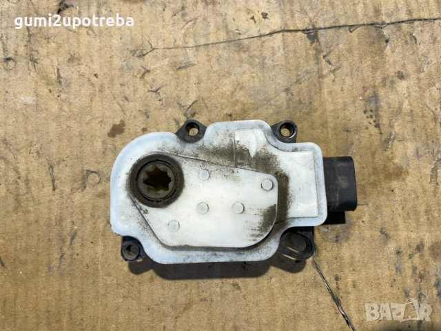 Регулатор на Въздушен Дефлектор BJD6-50RA0 Mazda3 2014 2.0бен 121kW, снимка 2 - Части - 53049070