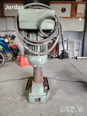 Настолна трифазна бормашина , снимка 4 - Бормашини - 51954324