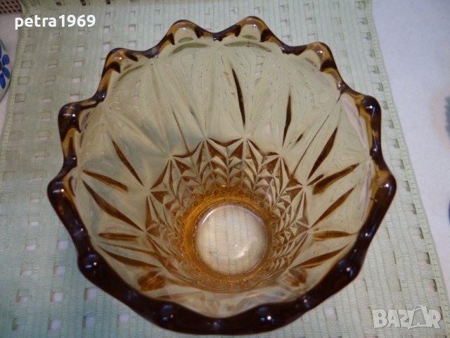 Стара българска ваза от кафяво стъкло, снимка 2 - Вази - 40036381