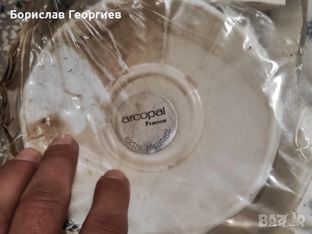 Нов комплект чаши за кафе france arcopal, снимка 2 - Чаши - 51972749