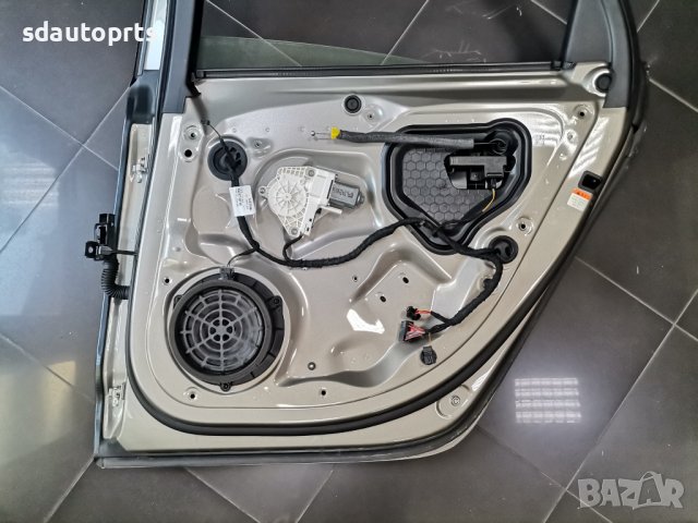 Врата Задна Дясна Audi A6 C7 Facelift Ауди - Перфектна, снимка 4 - Части - 43007506