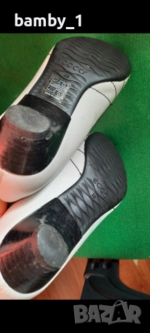 Обувки Ecco, снимка 4 - Дамски ежедневни обувки - 52200413