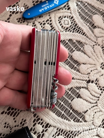 Victorinox Swisschamp-нов, снимка 13 - Ножове - 52519024