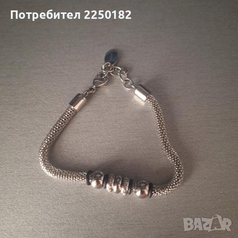 S. Oliver гривна с камъни, снимка 4 - Гривни - 52495000