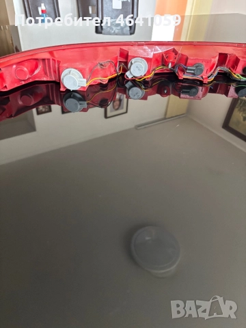 Ляв долен стоп за Ауди Q7, снимка 3 - Части - 52351251